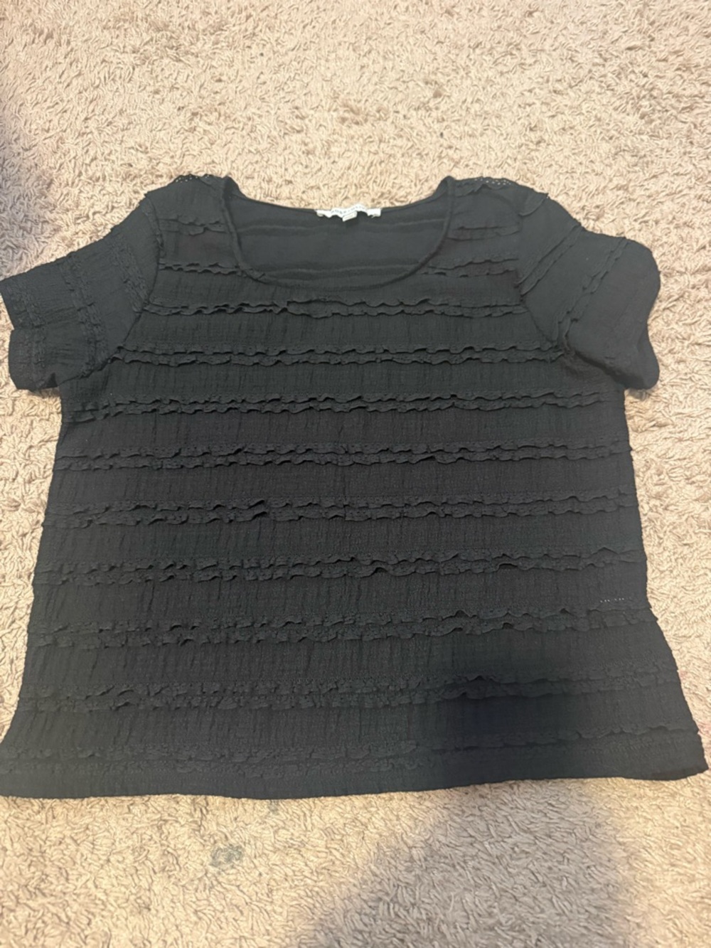 Rose & Olive Black Ruffled Short Sleeve Top